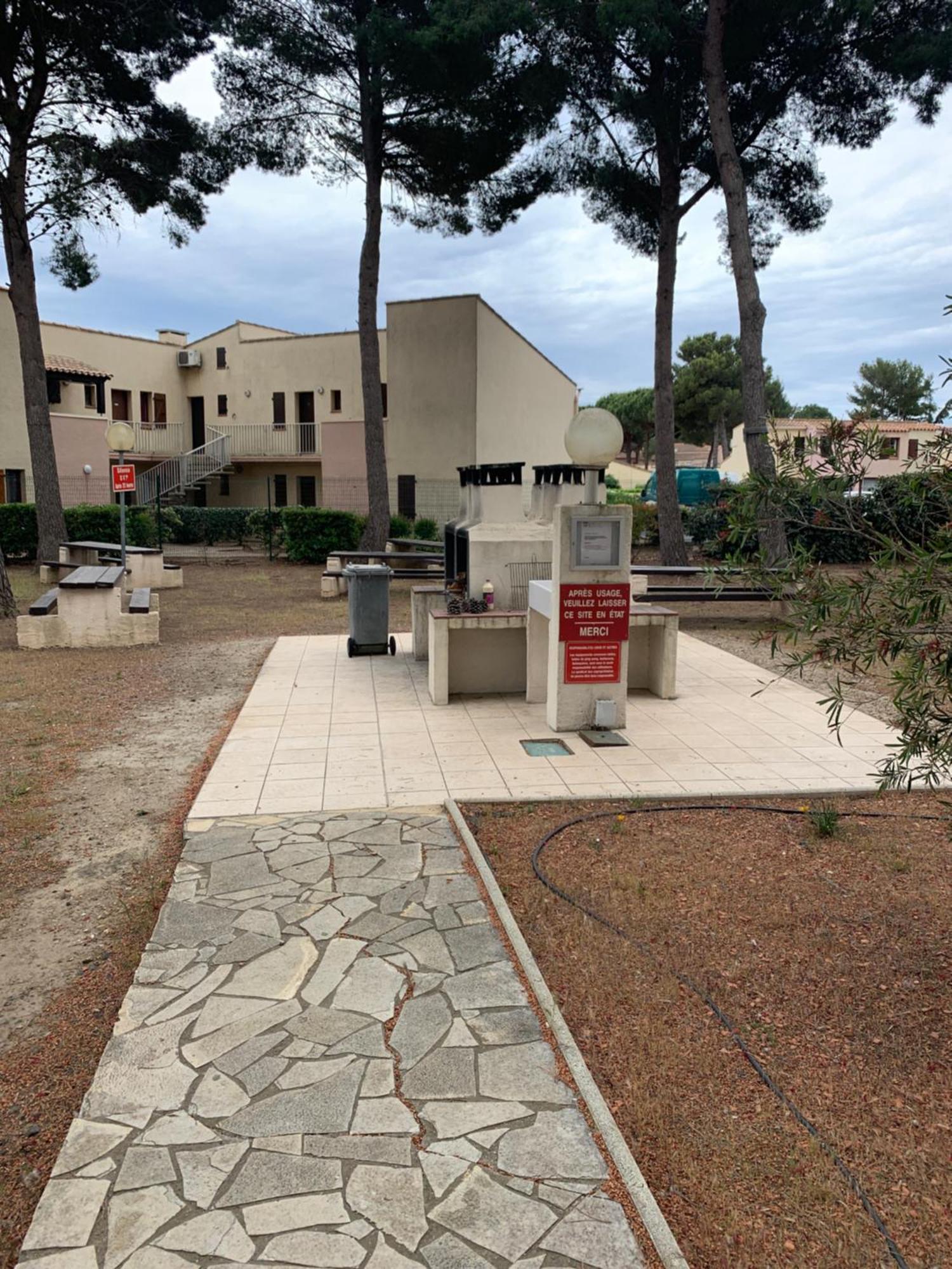 Appartement Cap D'Agde 2 Pieces Et Mezzanine Екстериор снимка